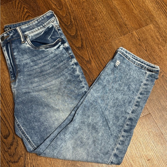 Kut from the Kloth Naomi Girlfriend Ankle Jeans - Picture 5 of 5